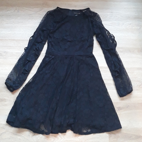 City Triangles Black Lace Ruffle Sleeve A-Line Dress - Junior's Size 1 - Picture 10 of 10